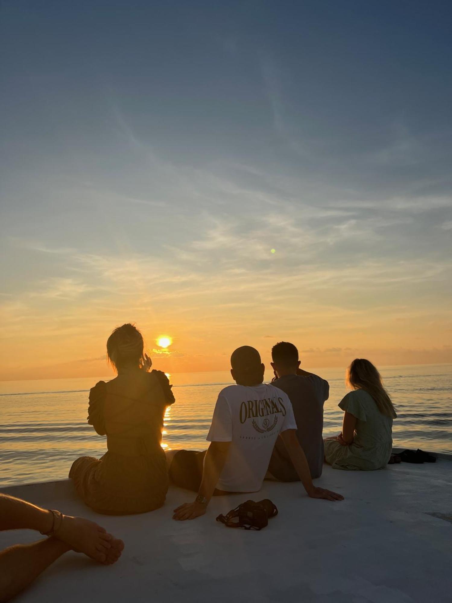 Hudhuvelimaldives Hotell Omadhoo Eksteriør bilde