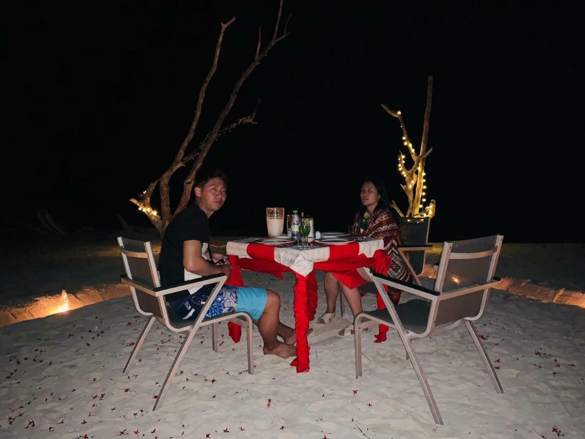 Hudhuvelimaldives Hotell Omadhoo Eksteriør bilde